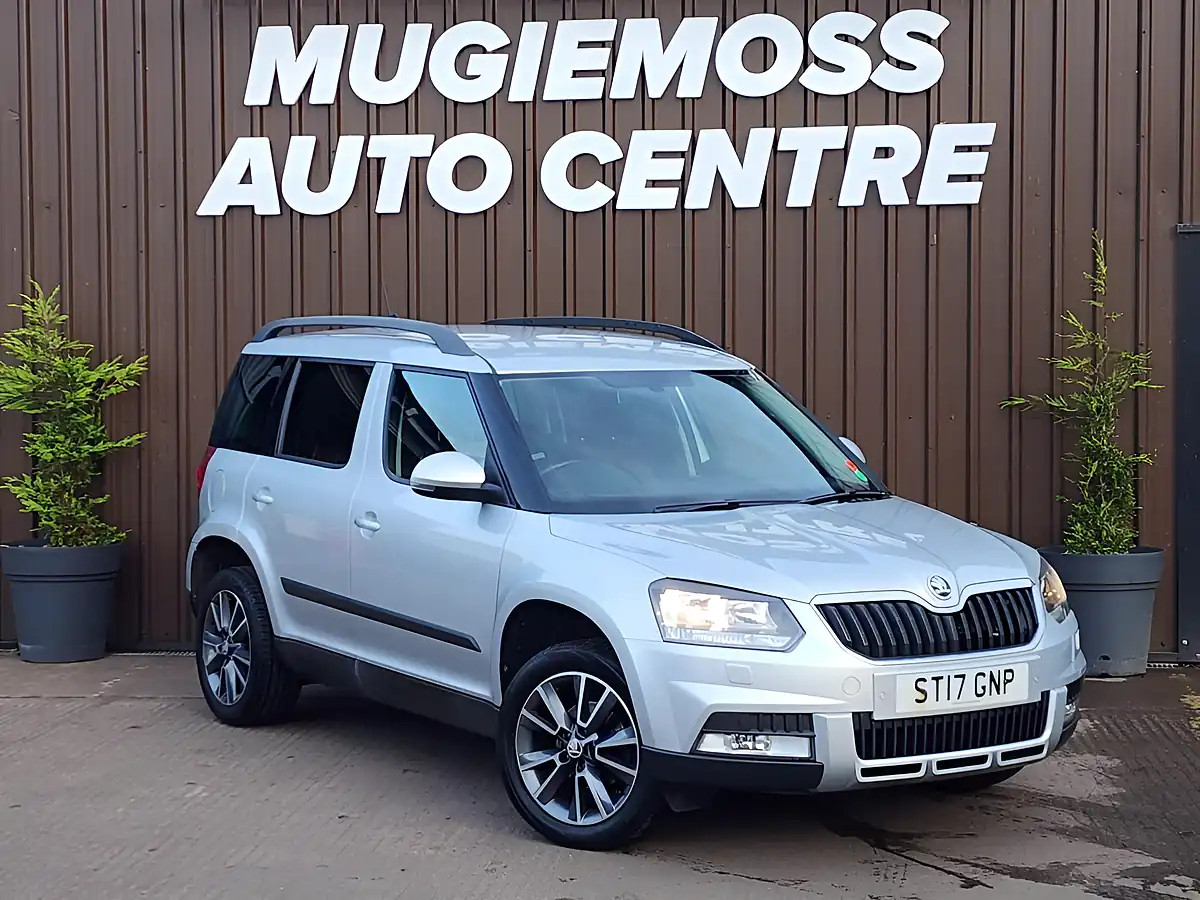 Used 2017 Skoda Yeti Se Drive Silver - Front View