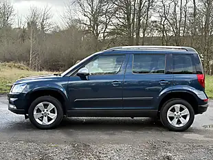 Used 2017 Skoda Yeti Se L Drive Blue - Interior and Exterior details 8
