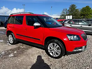 Used 2017 Skoda Yeti Se L Drive Outdoor Red - Interior and Exterior details 5