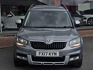 Used 2017 Skoda Yeti Se Outdoor Business Grey - Interior and Exterior details 5