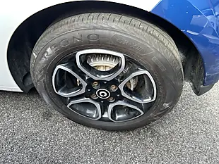 Used 2017 Smart Forfour Blue - Interior and Exterior details 18