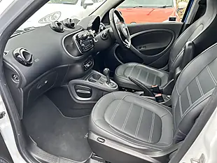 Used 2017 Smart Forfour Blue - Interior and Exterior details 8