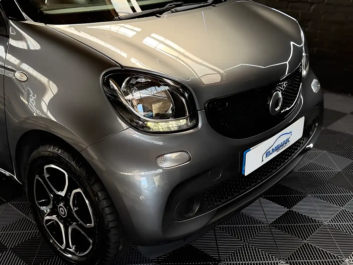 Used 2017 Smart Forfour Prime Graphite Grey - Interior and Exterior details 18