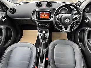 Used 2017 Smart Forfour Prime Premium Grey - Interior and Exterior details 13