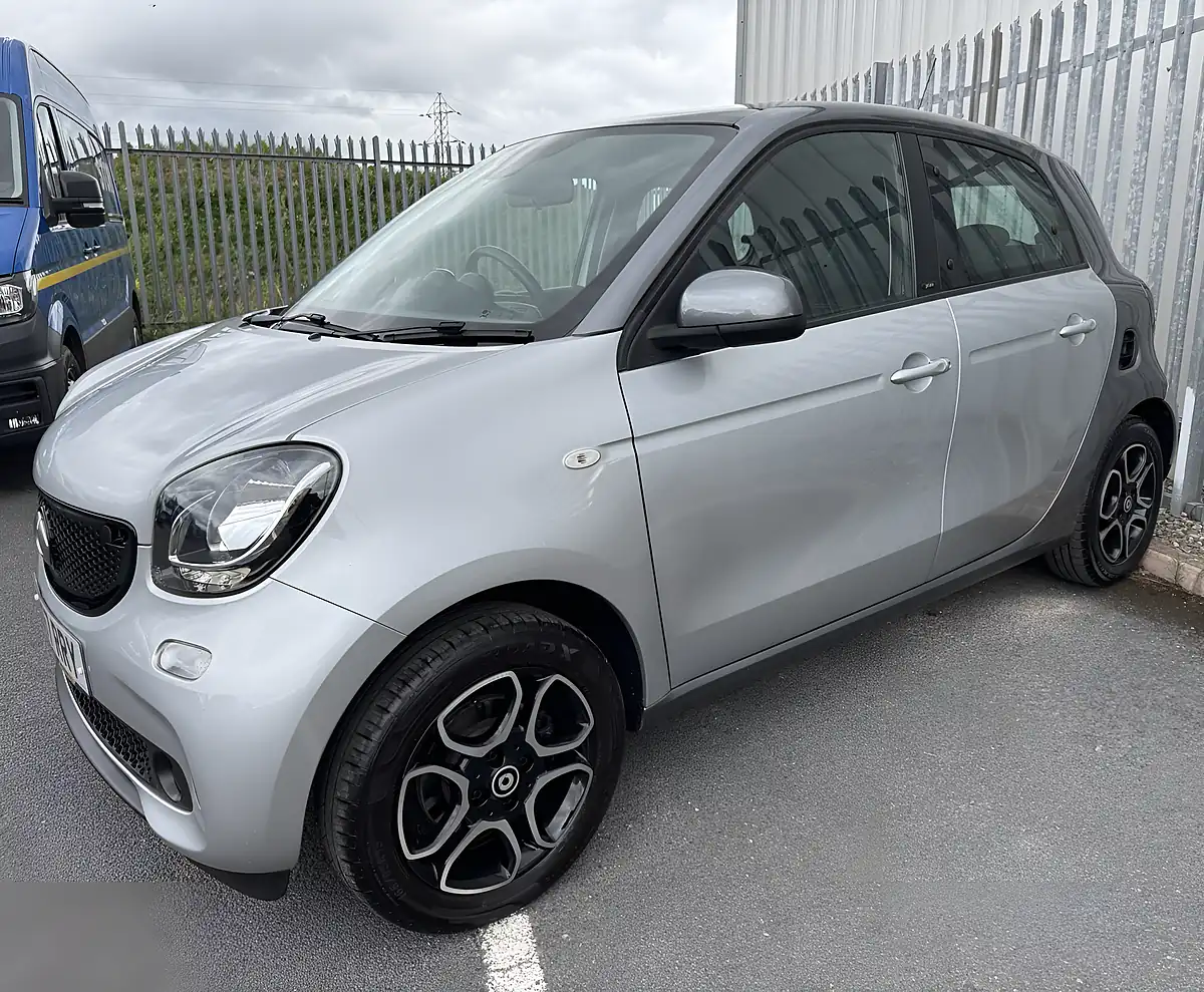 Used 2017 Smart Forfour Prime Premium Grey - Interior and Exterior details 2