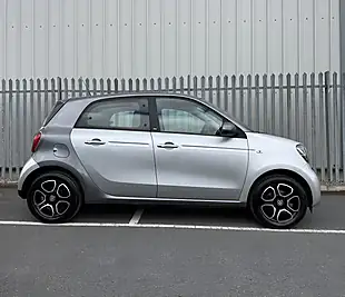 Used 2017 Smart Forfour Prime Premium Grey - Interior and Exterior details 7
