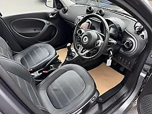 Used 2017 Smart Forfour Prime Premium Grey - Interior and Exterior details 9