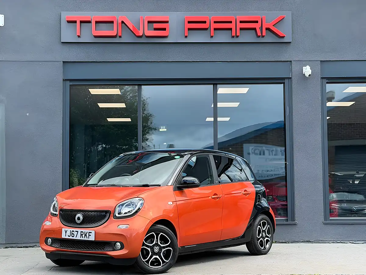 Used 2017 Smart Forfour Prime (premium) Orange - Interior and Exterior details 10