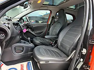 Used 2017 Smart Forfour Prime (premium) Orange - Interior and Exterior details 4
