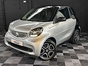Used 2017 Smart Fortwo Prime Premium Cool Silver - Interior and Exterior details 5