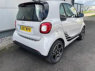 Used 2017 Smart Fortwo Prime (premium Plus) Black - Interior and Exterior details 10