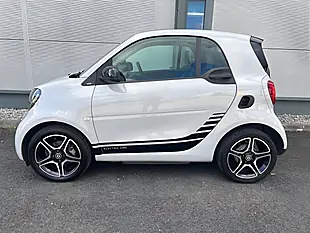 Used 2017 Smart Fortwo Prime (premium Plus) Black - Interior and Exterior details 5