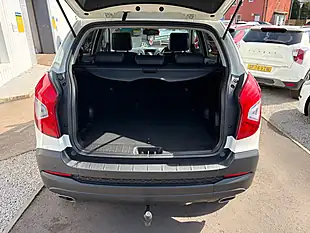 Used 2017 Ssangyong Korando Elx Grand White - Interior and Exterior details 11