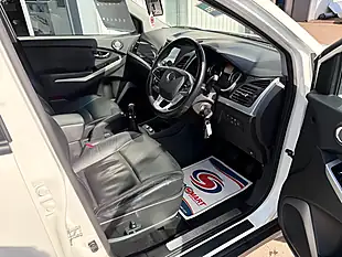 Used 2017 Ssangyong Korando Elx Grand White - Interior and Exterior details 13