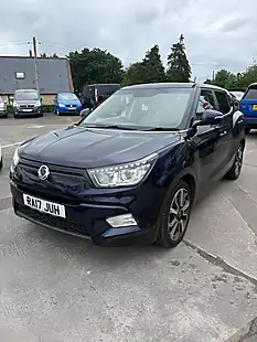 Used 2017 Ssangyong Tivoli Elx Red Edition Blue - Interior and Exterior details 2
