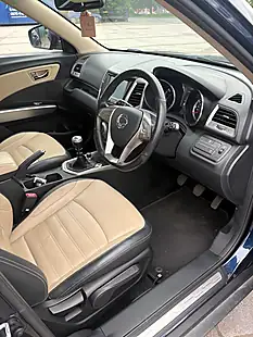 Used 2017 Ssangyong Tivoli Elx Red Edition Blue - Interior and Exterior details 9