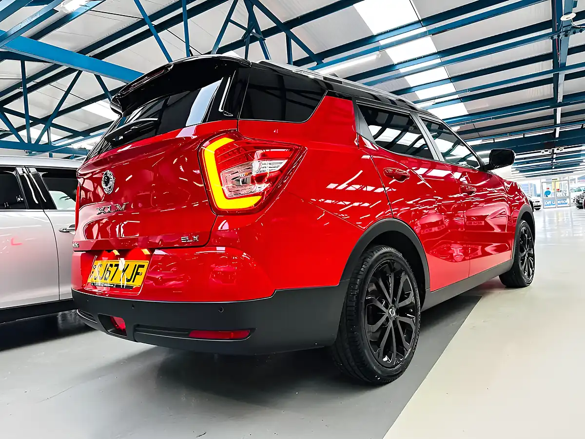 Used 2017 Ssangyong Tivoli Elx Red - Interior and Exterior details 7