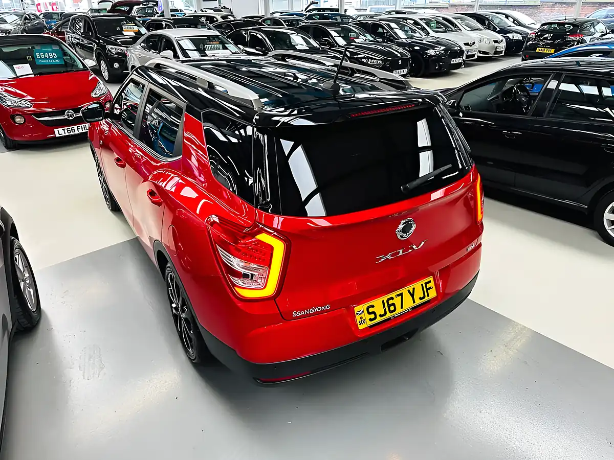 Used 2017 Ssangyong Tivoli Elx Red - Interior and Exterior details 9