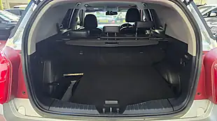 Used 2017 Ssangyong Tivoli Xlv Elx Silver - Interior and Exterior details 12
