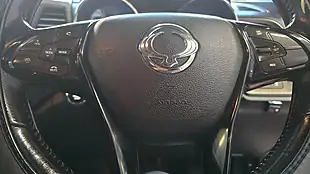 Used 2017 Ssangyong Tivoli Xlv Elx Silver - Interior and Exterior details 8