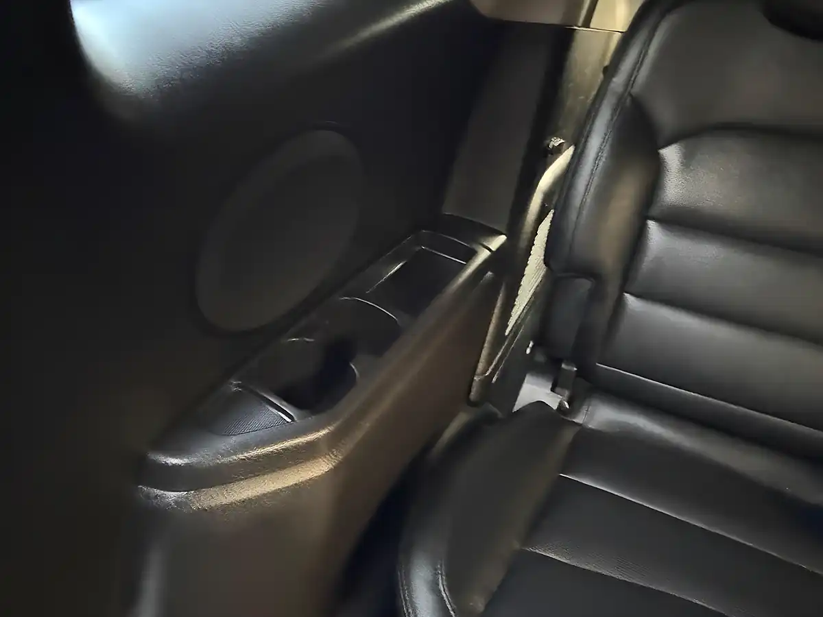 Used 2017 Ssangyong Turismo Elx White - Interior and Exterior details 15