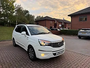 Used 2017 Ssangyong Turismo Elx White - Interior and Exterior details 9