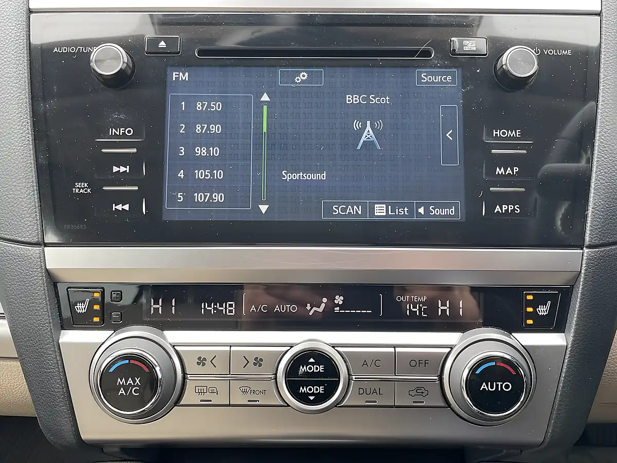 Used 2017 Subaru Outback Se Premium Black - Interior and Exterior details 17