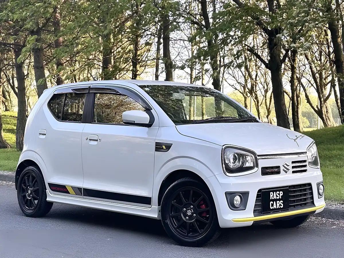 Used 2017 Suzuki Alto Works White - Interior and Exterior details 3
