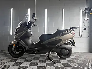 Used 2017 Suzuki Burgman 200 Silver - Interior and Exterior details 10