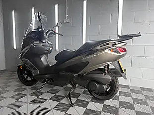 Used 2017 Suzuki Burgman 200 Silver - Interior and Exterior details 12