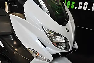 Used 2017 Suzuki Burgman 400 White - Interior and Exterior details 16