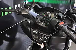 Used 2017 Suzuki Burgman 400 White - Interior and Exterior details 19