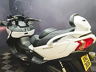 Used 2017 Suzuki Burgman an 650 Executive White - Interior and Exterior details 2