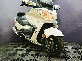 Used 2017 Suzuki Burgman an 650 Executive White - Interior and Exterior details 20