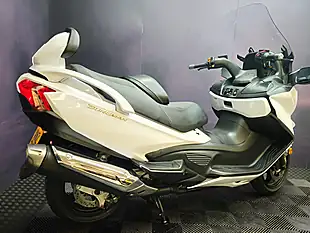 Used 2017 Suzuki Burgman an 650 Executive White - Interior and Exterior details 3