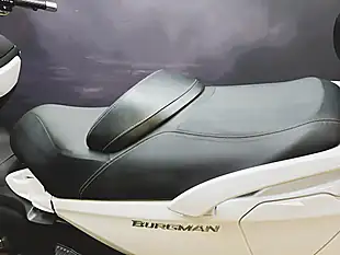 Used 2017 Suzuki Burgman an 650 Executive White - Interior and Exterior details 7