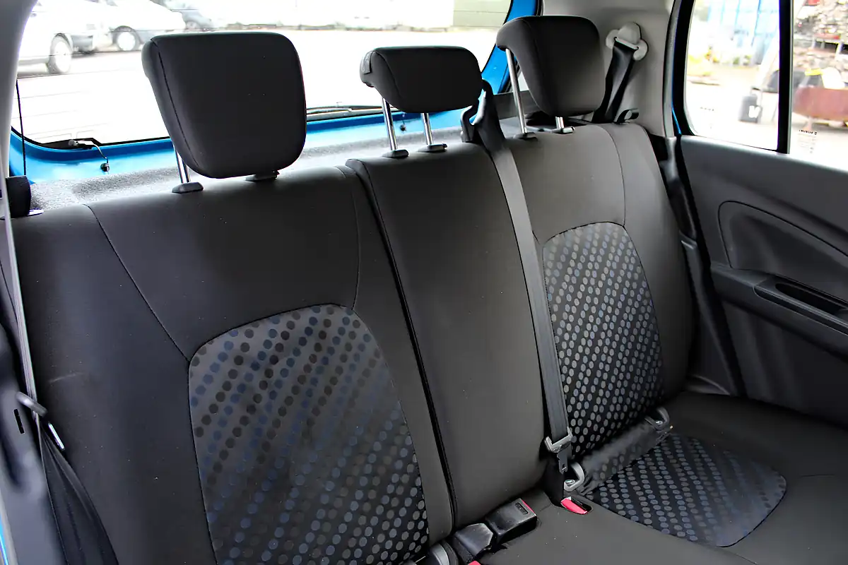 Used 2017 Suzuki Celerio SZ2 Blue - Interior and Exterior details 13