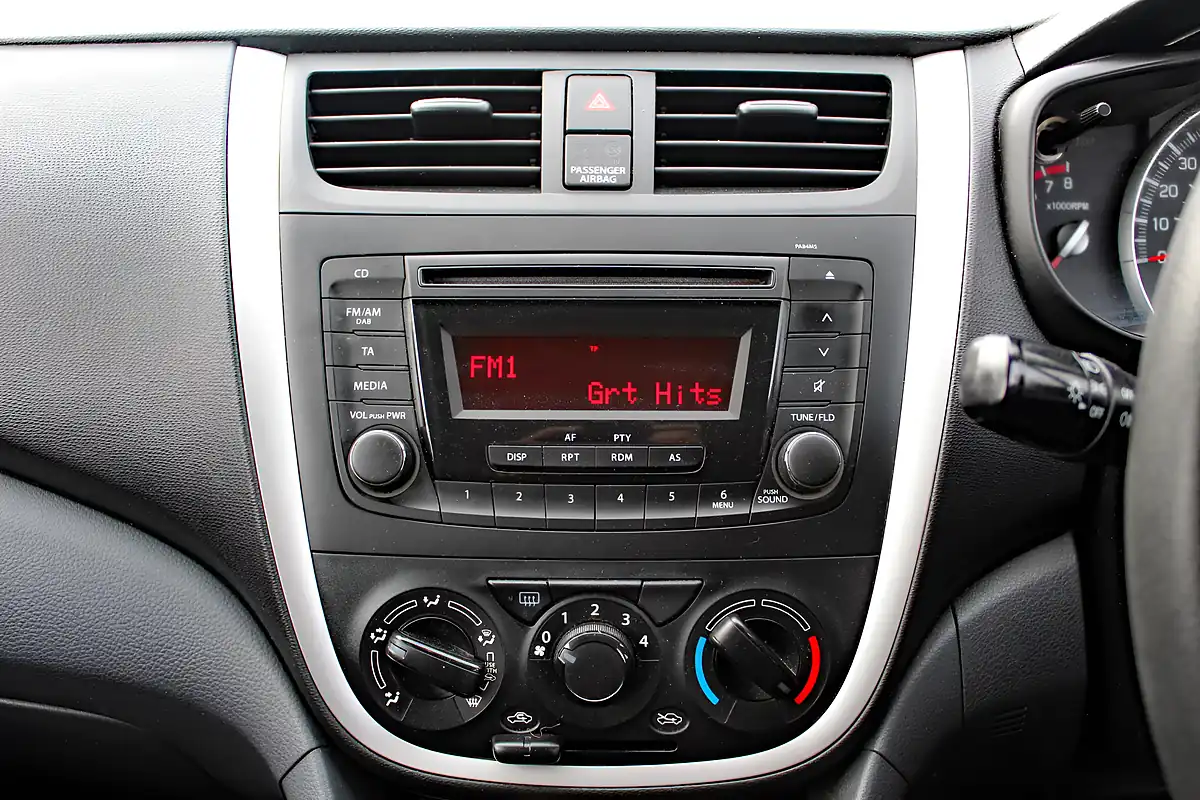 Used 2017 Suzuki Celerio SZ2 Blue - Interior and Exterior details 17