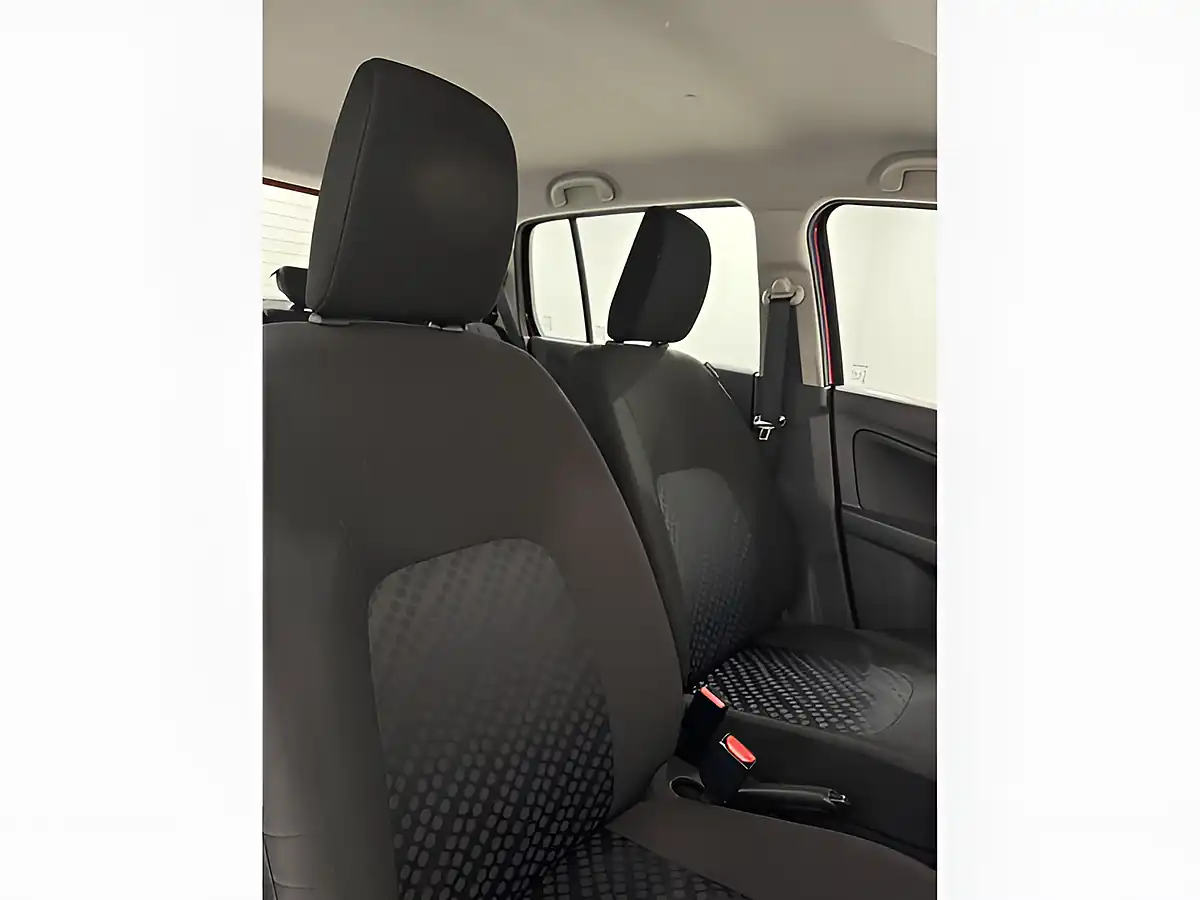 Used 2017 Suzuki Celerio SZ2 Red - Interior and Exterior details 9