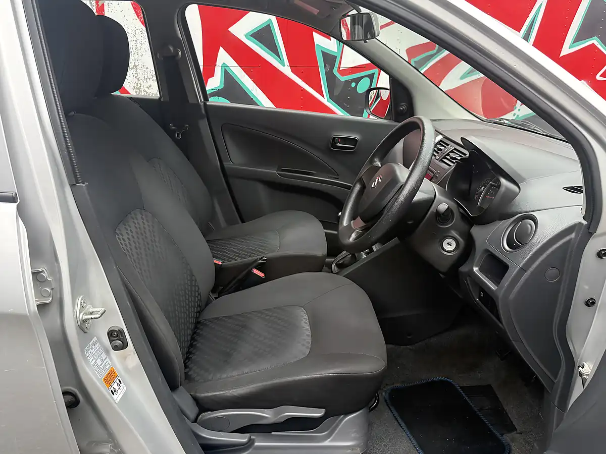 Used 2017 Suzuki Celerio SZ2 Silver - Interior and Exterior details 14