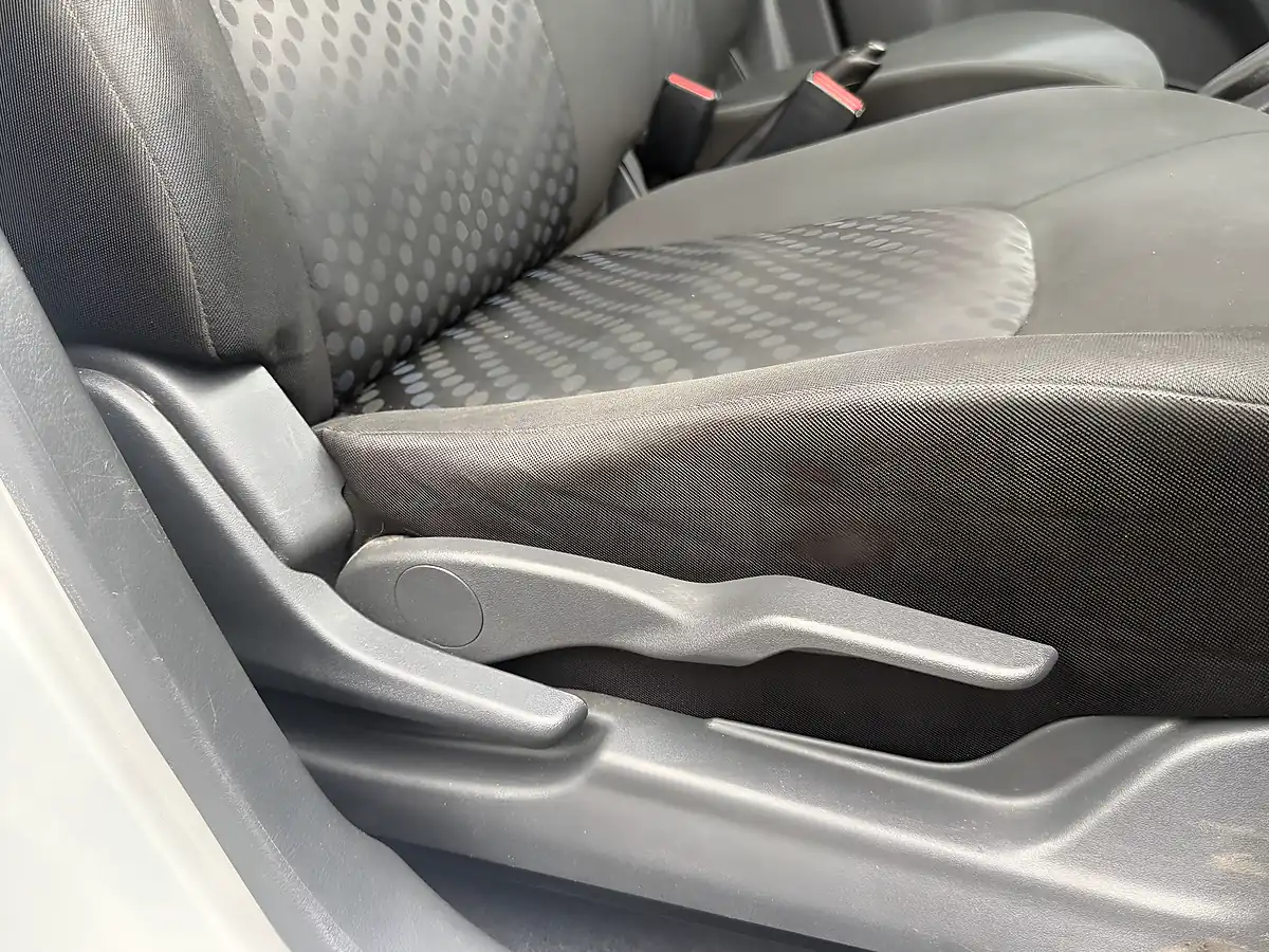 Used 2017 Suzuki Celerio SZ2 Silver - Interior and Exterior details 15