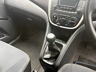 Used 2017 Suzuki Celerio SZ2 Silver - Interior and Exterior details 16