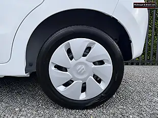 Used 2017 Suzuki Celerio SZ2 White - Interior and Exterior details 11