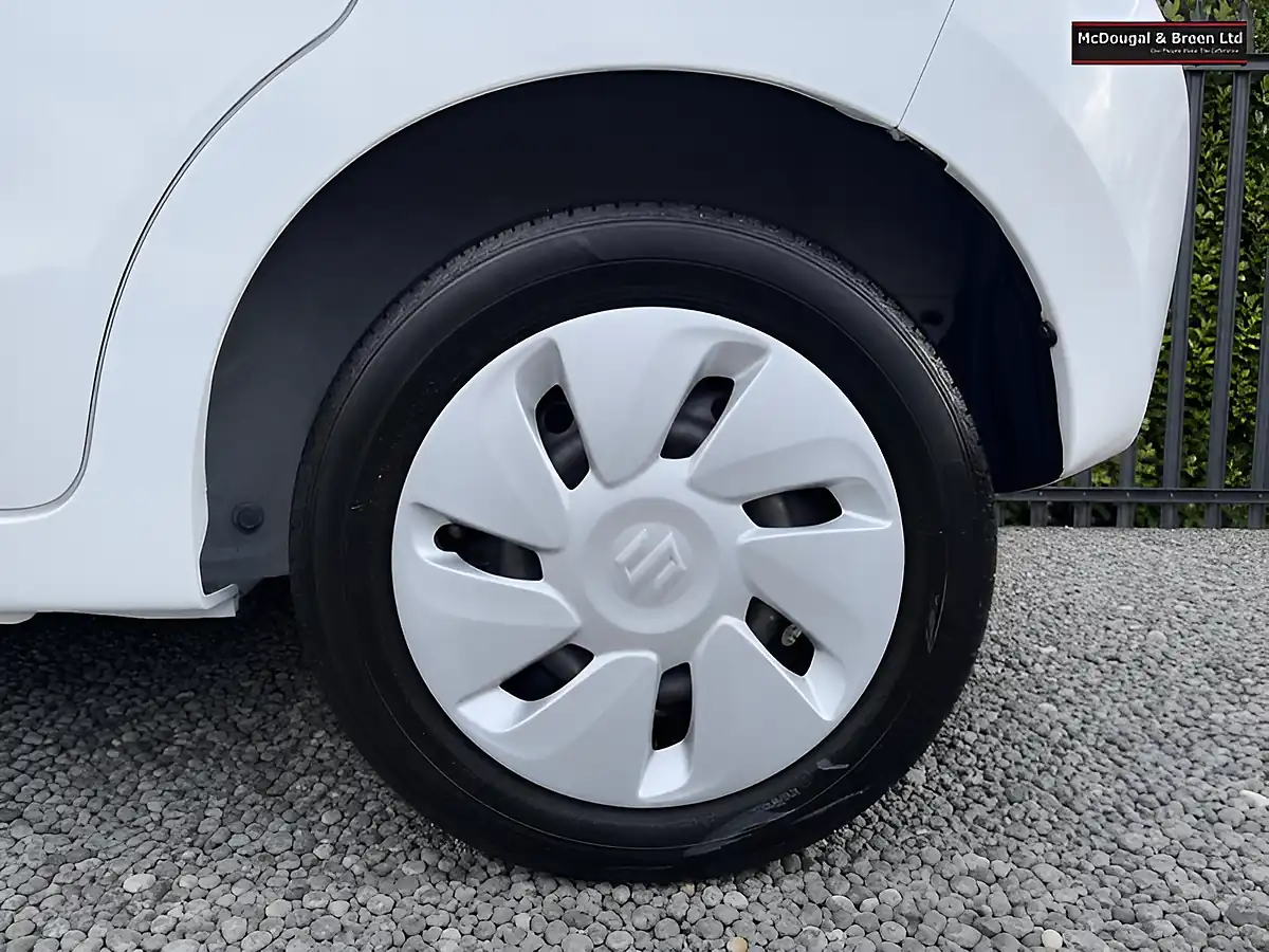 Used 2017 Suzuki Celerio SZ2 White - Interior and Exterior details 11