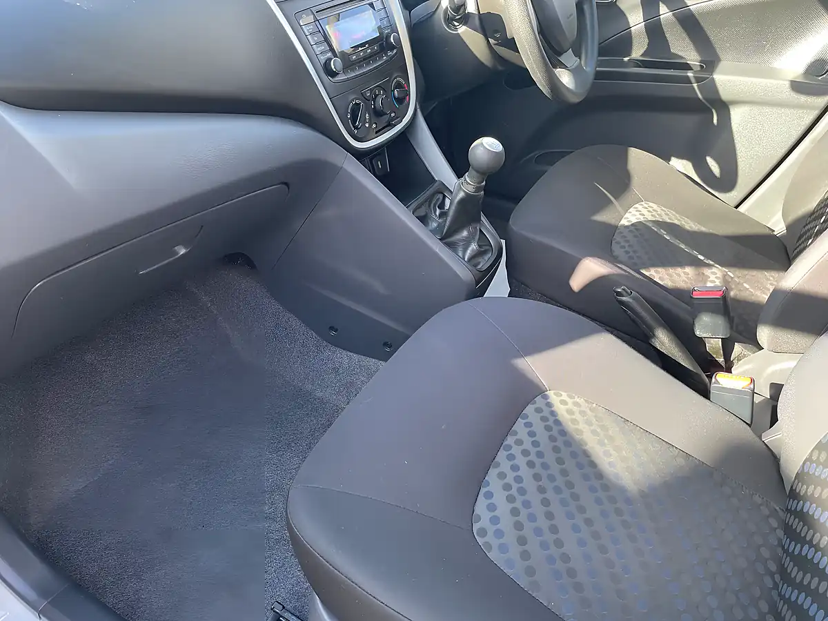 Used 2017 Suzuki Celerio SZ2 White - Interior and Exterior details 10