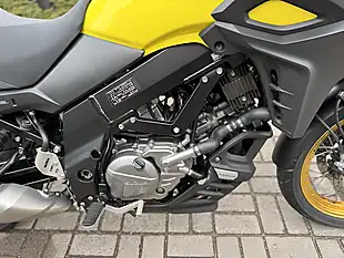 Used 2017 Suzuki Dl 650 X AL7 Yellow - Interior and Exterior details 15