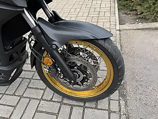 Used 2017 Suzuki Dl 650 X AL7 Yellow - Interior and Exterior details 18