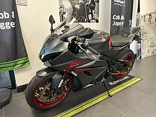 Used 2017 Suzuki Gsx-R 1000R Sports Black - Interior and Exterior details 12