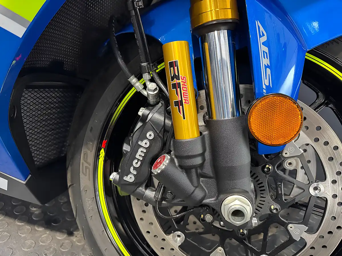 Used 2017 Suzuki GSX-R1000 R Moto Gp Blue - Interior and Exterior details 10
