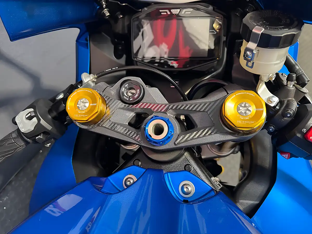 Used 2017 Suzuki GSX-R1000 R Moto Gp Blue - Interior and Exterior details 15